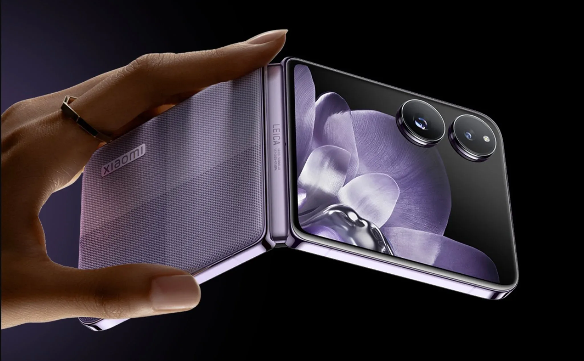 Xiaomi MIX Flip 2 Snapdragon 8 Elite