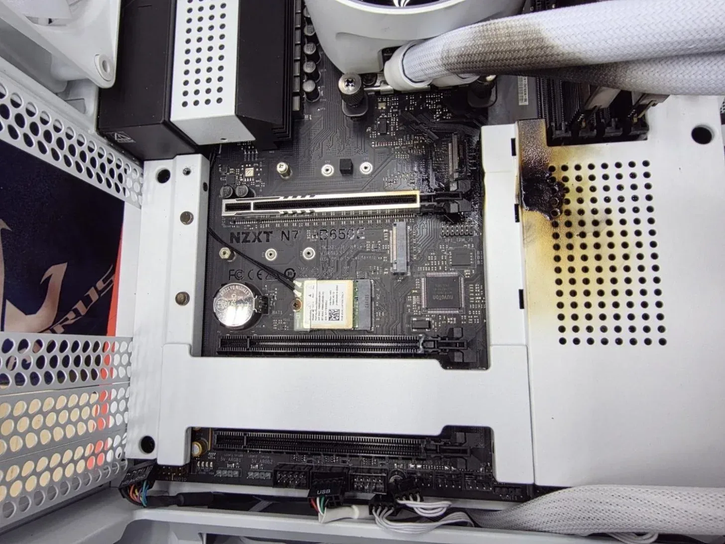 Zotac RTX 5090 Yandı