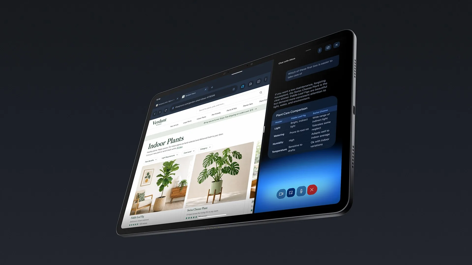 Alexa Tablet ekranı iki bölmeli: solda iç mekân bitkileri satan bir web sayfası, sağda Alexa ile sohbet paneli