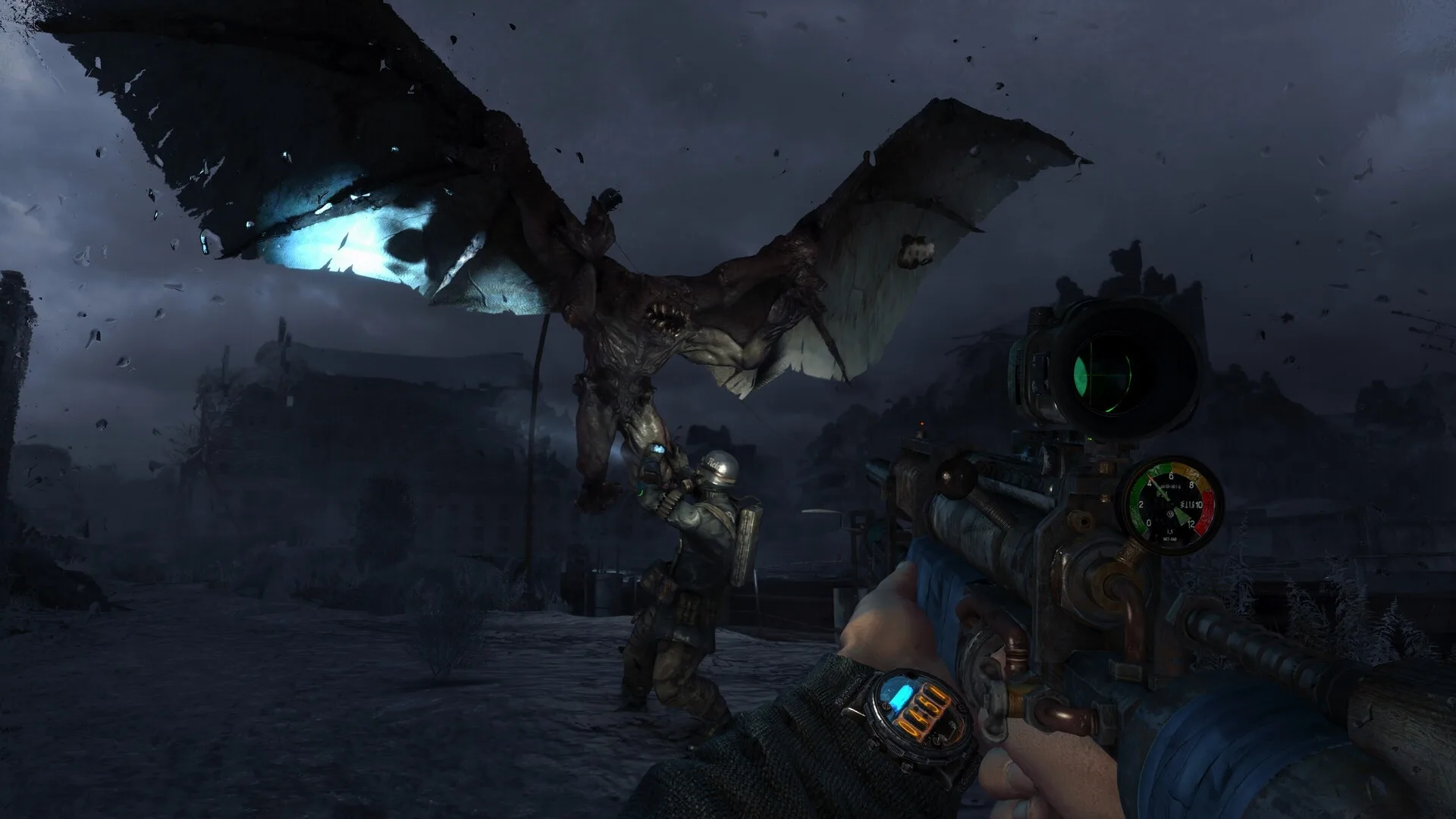 Metro 2033 Redux'ta karanlık bir şehir kalıntısında uçan yaratığa nişan alan oyuncu