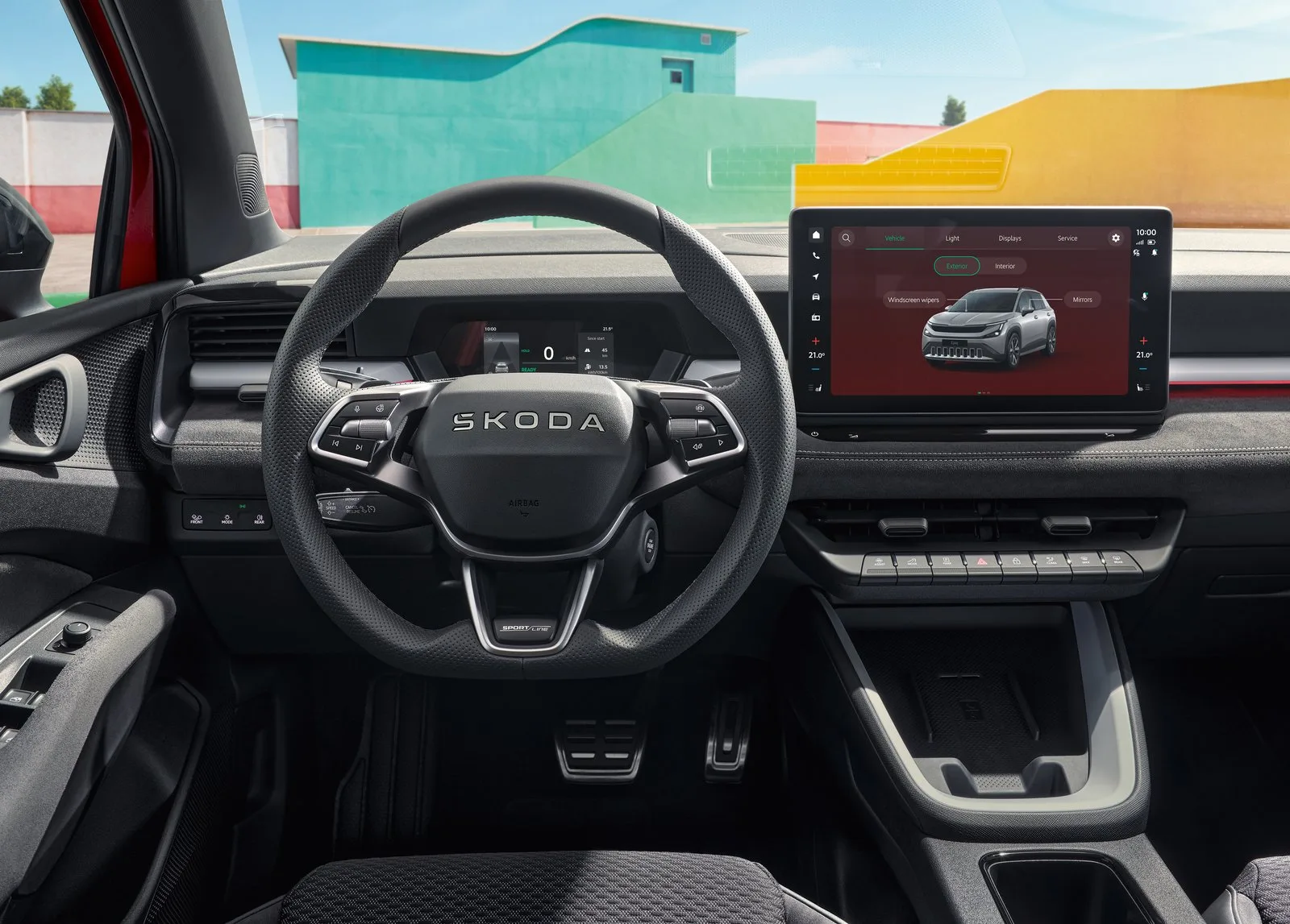 Škoda Epiq Sportline'ın Sportline logolu spor direksiyonu ve dijital gösterge