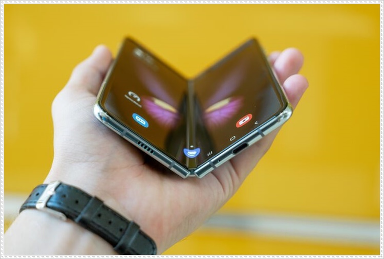 Galaxy Z Fold Lite Özellikleri