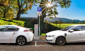Elektrikli Arabalar Geleceğin Sürüş Deneyimi