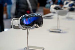 Apple Vision Pro Fiyatı ve Özellikleri Detaylı İnceleme