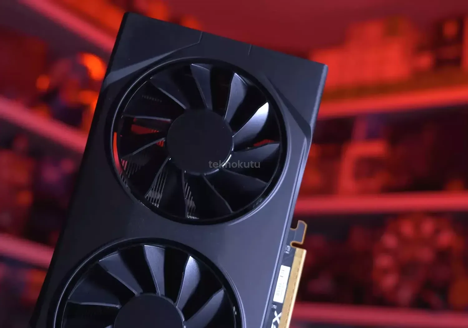AMD Radeon RX 9060 İncelemesi: Performans ve Özellikler