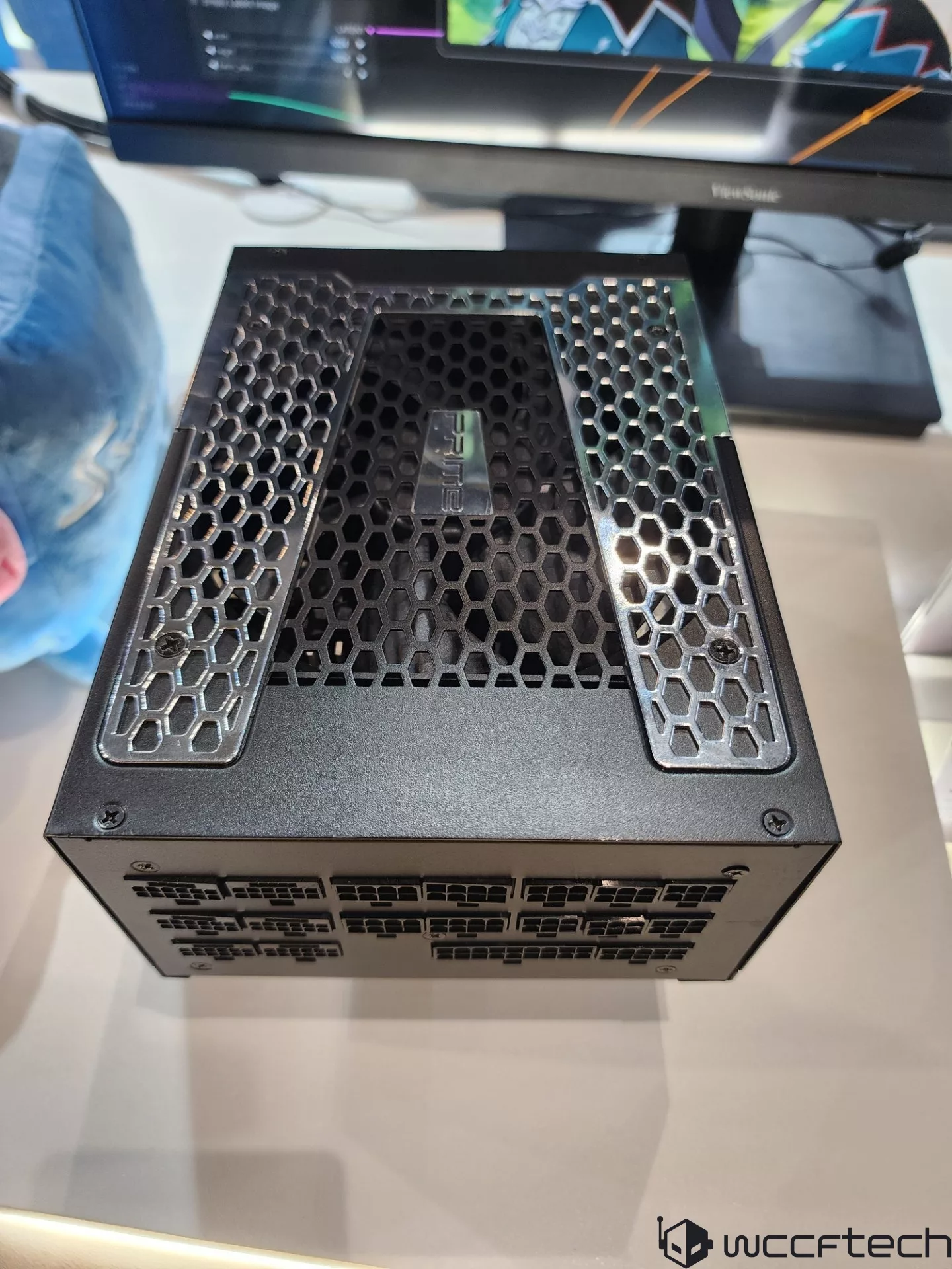 Modern and aesthetic visual of the Seasonic PRIME 3200W power supply showcasing technological innovations.