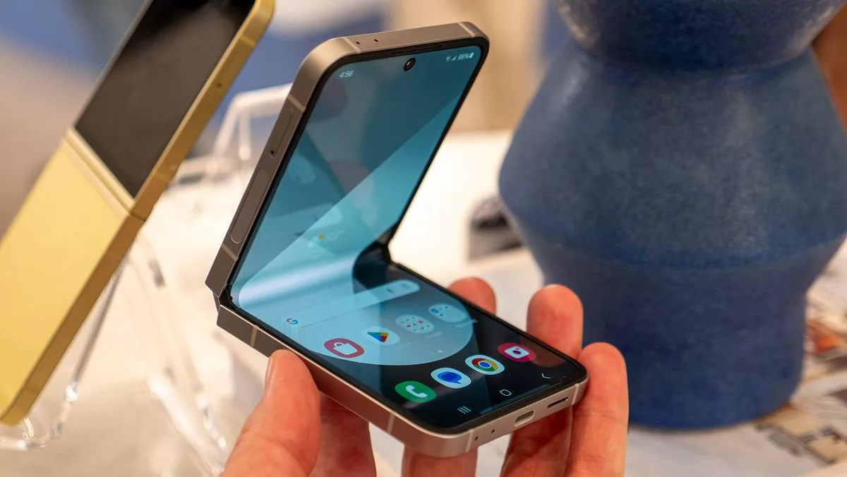 Samsung Galaxy Z Flip 7: Yeni Çipset Ve Özellikler