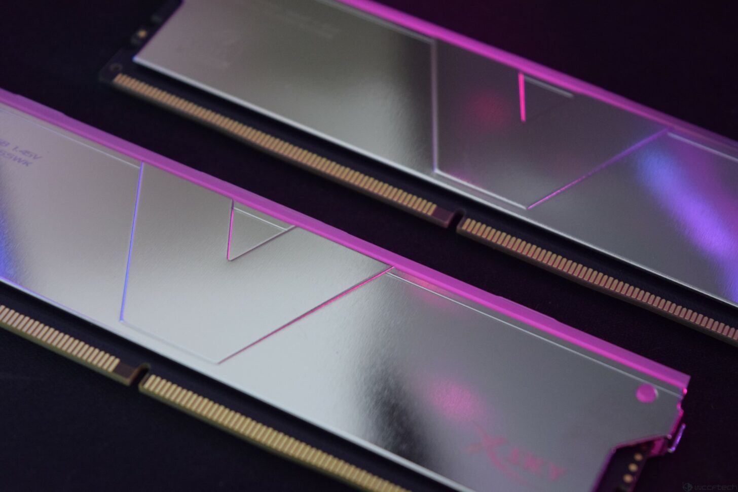 V-Color DDR5 RDIMM memory modules showcasing high capacity and advanced technology for high-performance computing.