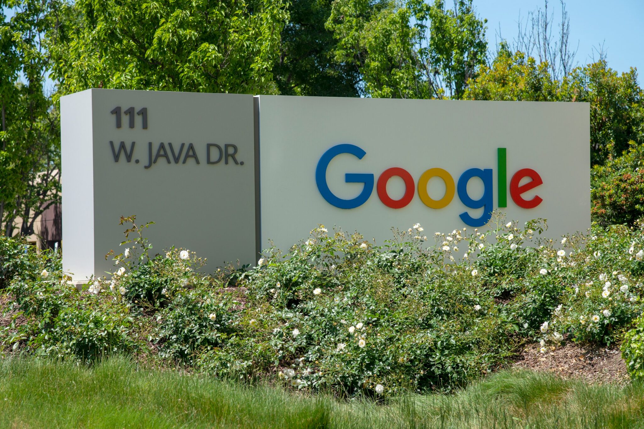 Visual representation of Google layoffs illustrating workforce reduction with modern design elements.