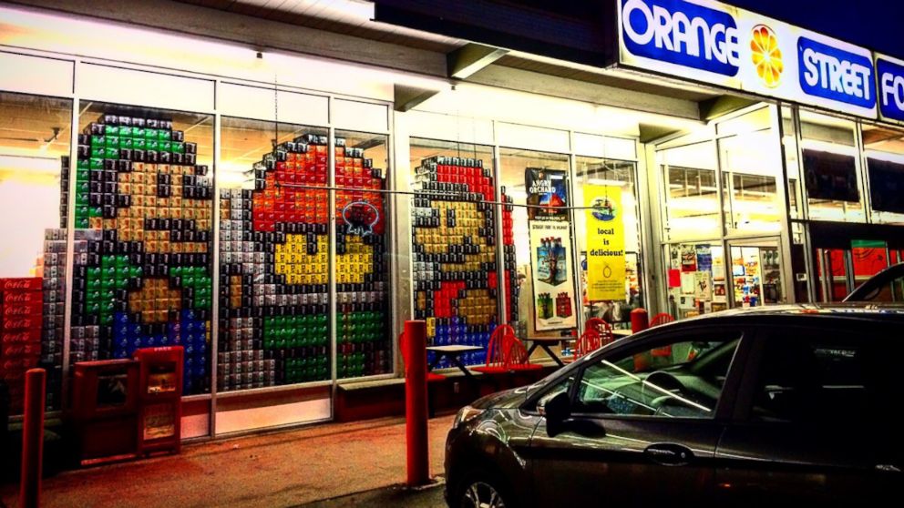 A vibrant illustration of the 'Super Mario' supermarket in San Ramón, Costa Rica, showcasing a successful small business with happy customers and a bright atmosphere.