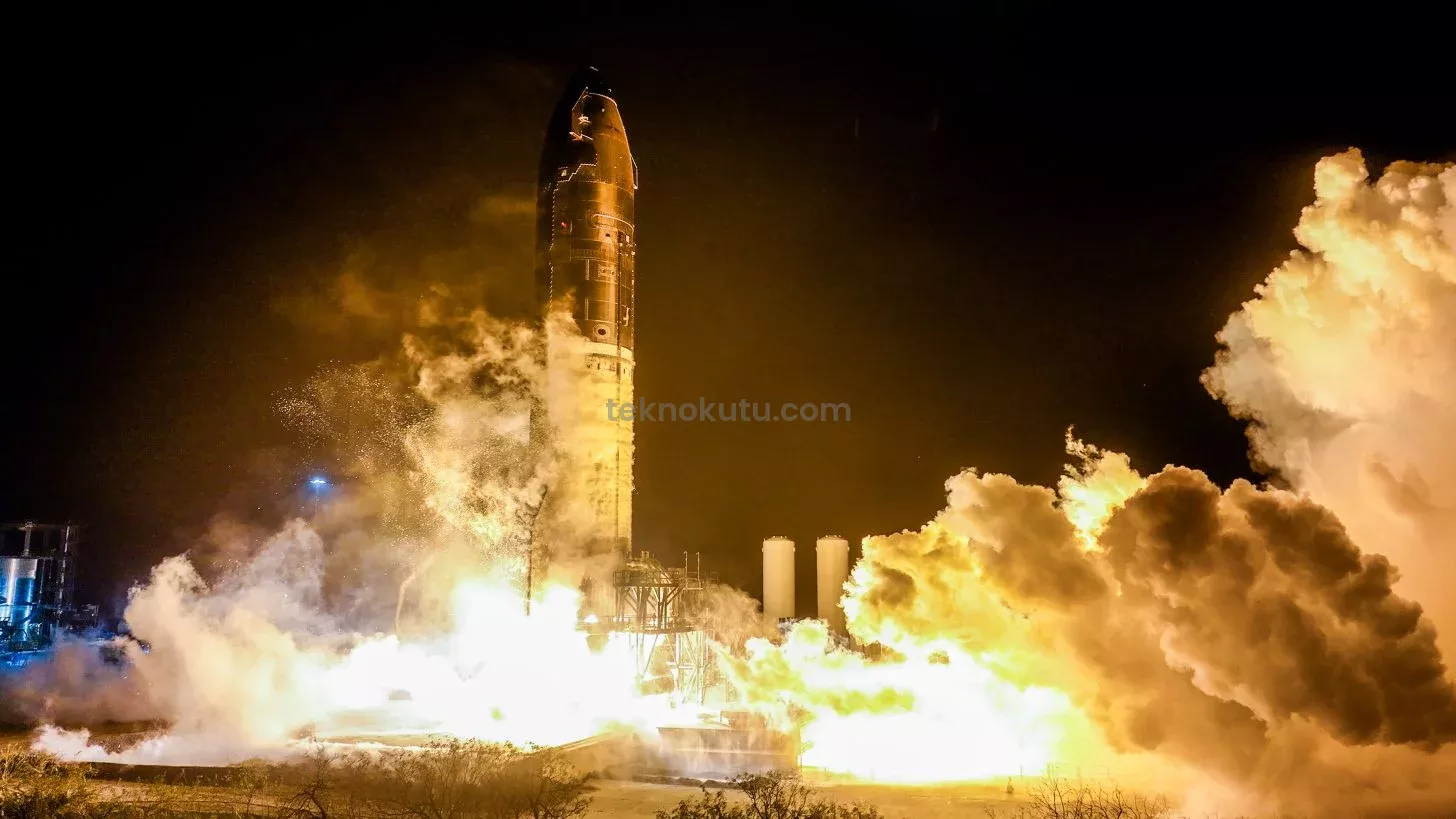 Starship patladı: SpaceX yeniden test kazasıyla sarsıldı