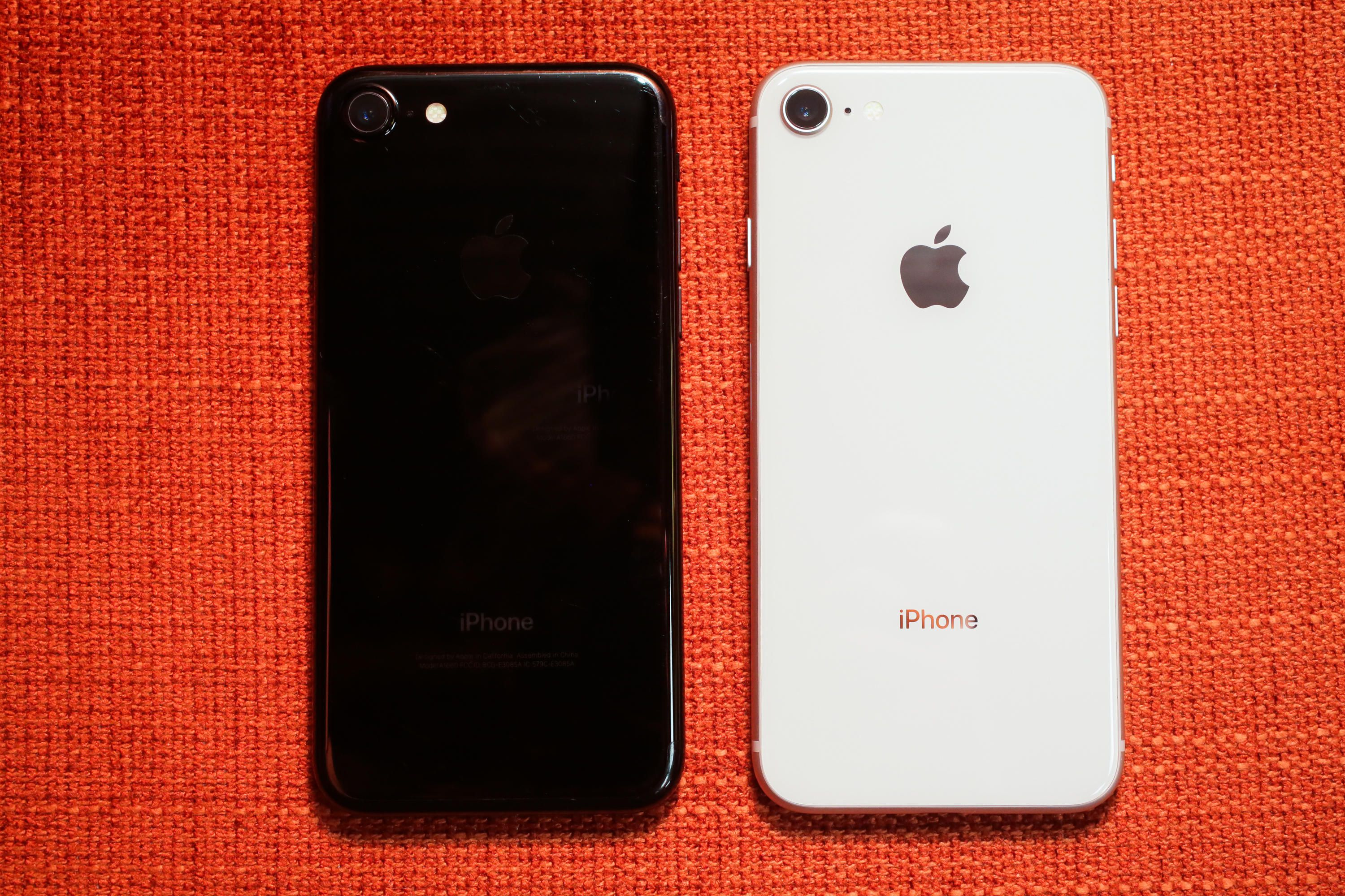 Küçük iPhone Modeli Yakında Gelmiyor: Apple Açıklıyor