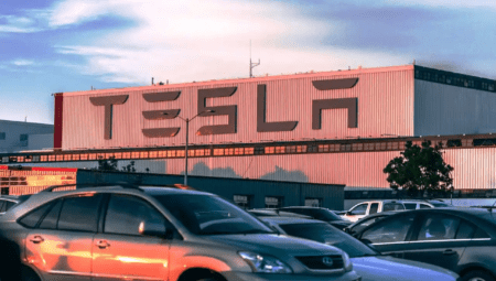 Tesla: ABD Dışişleri Bakanlığı’nın Zırhlı Araç Planları