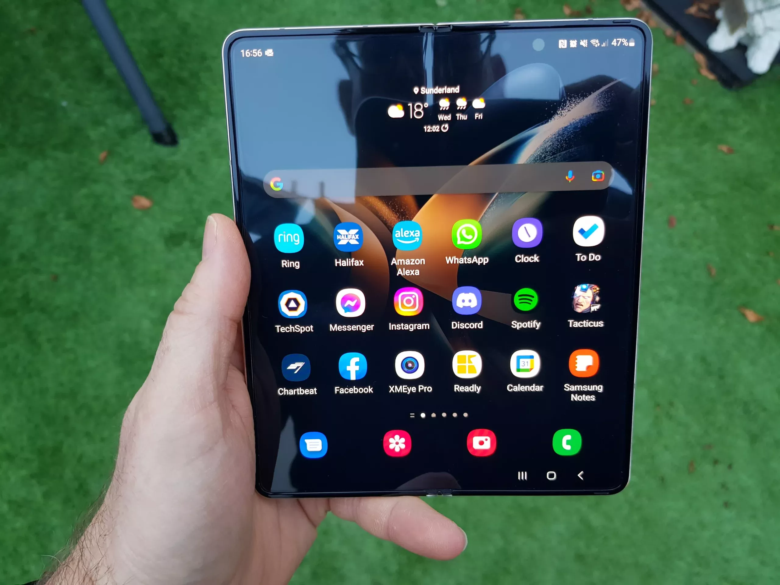 Galaxy G Fold: İlk Üç Katlanabilir Telefon
