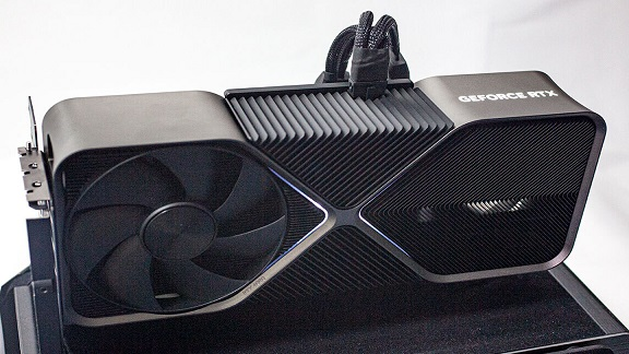 GeForce RTX 5080: Cooler Master’ın Yeni Grafik Kartı