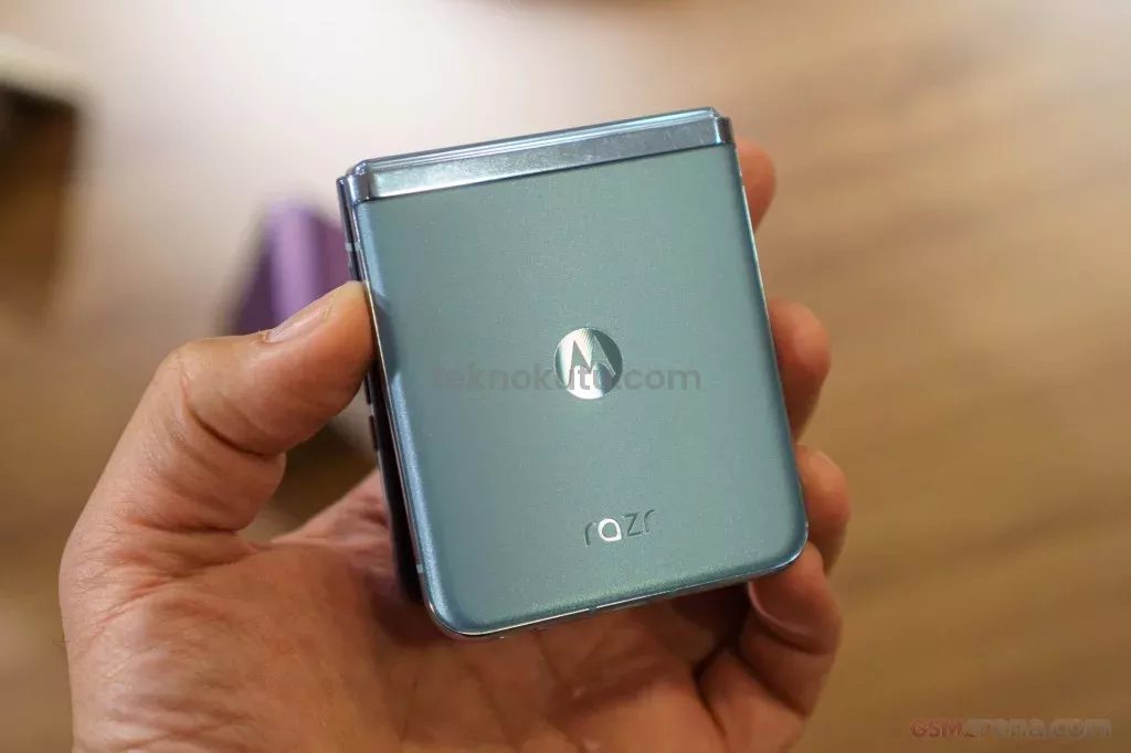Motorola Razr Ultra: Fiyat ve Performans Değerlendirmesi