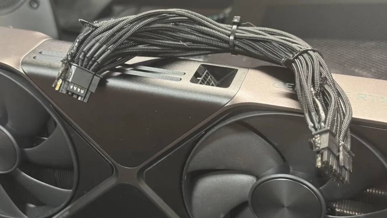 nvidia-rtx-5090-ekran-kartlarinda-guc-baglantisi-sorunu