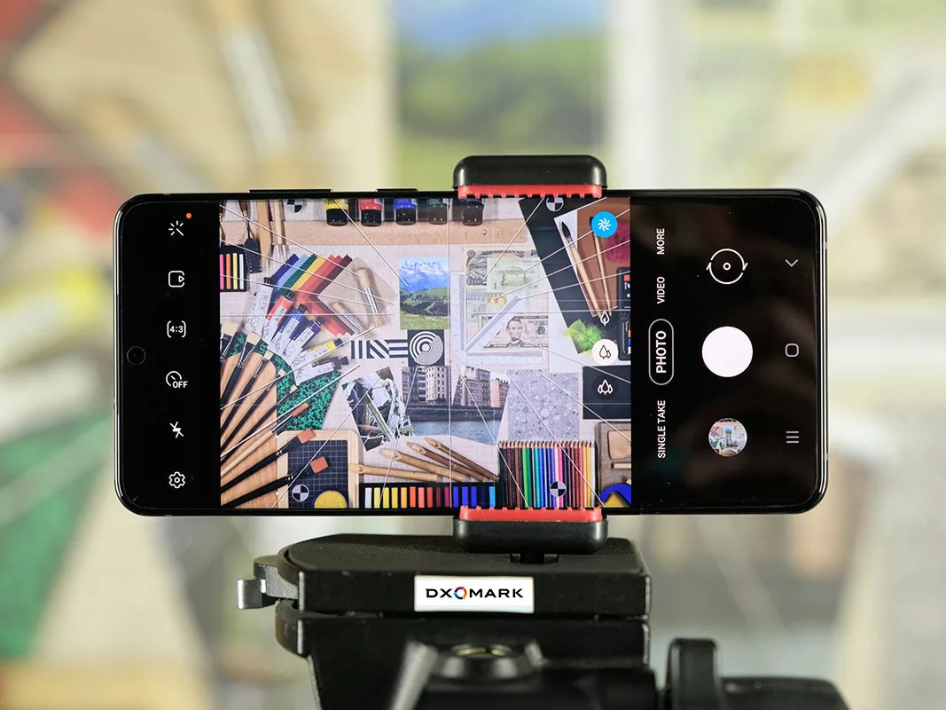 A modern illustration showcasing smartphone cameras and battery-saving tips for photographers.
